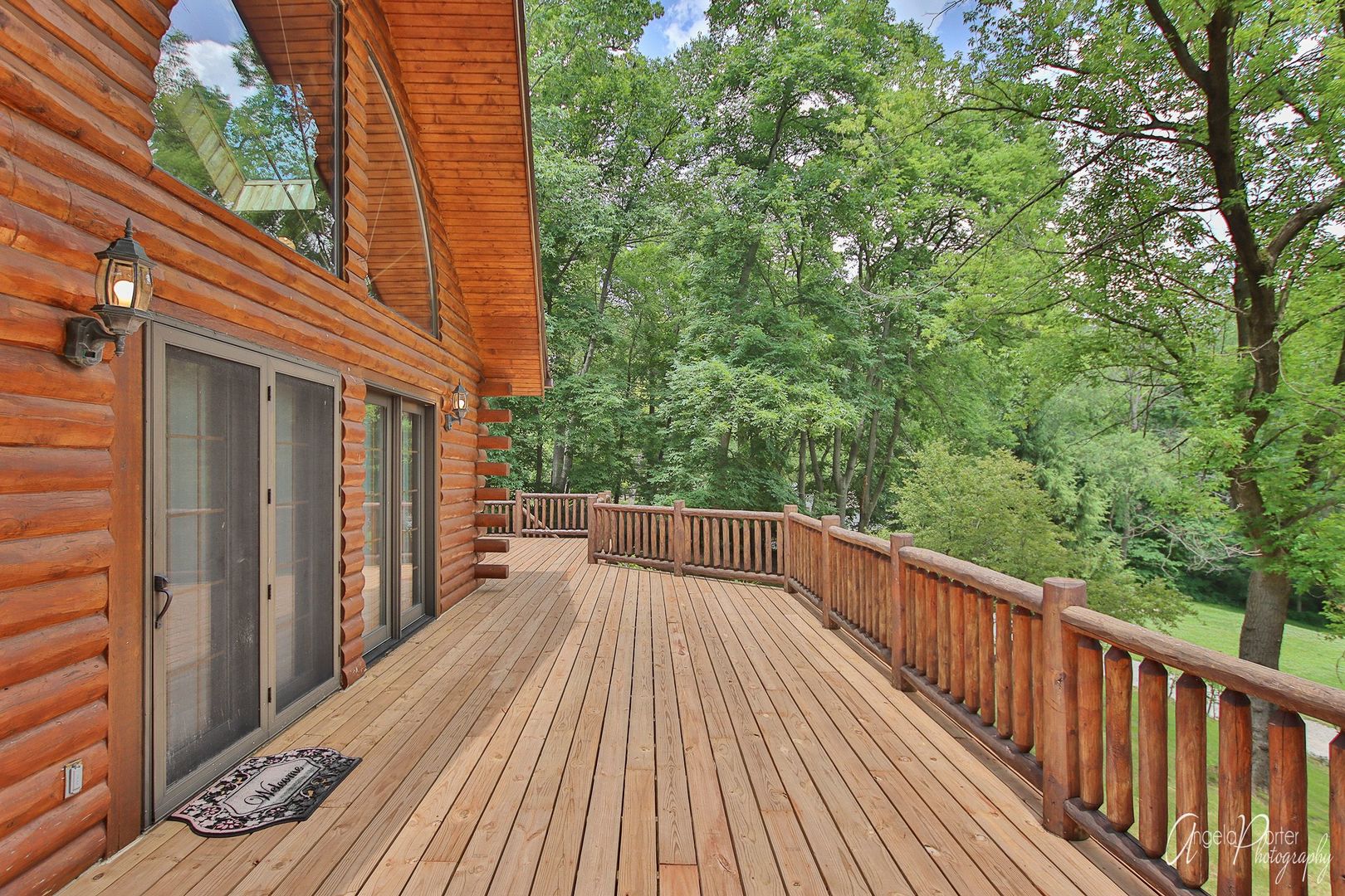 38304 North Briar Road Spring Grove, IL 60081 - Photo 25 of 39 a view of balcony with wooden floor and fence