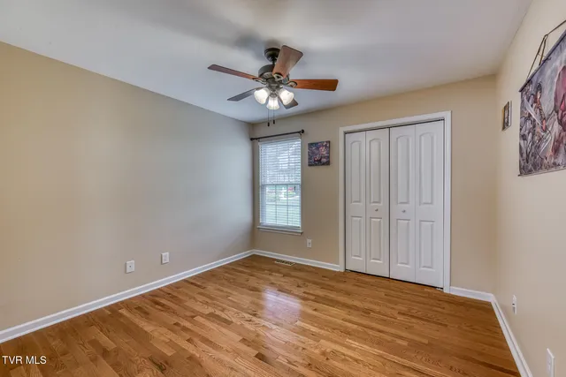 $299,900 | 250 Bradford Lane, Bristol, TN 37620