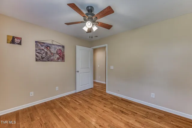 $299,900 | 250 Bradford Lane, Bristol, TN 37620