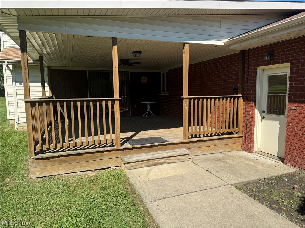 5787 East Calla Road New Middletown, OH 44442 - Photo 2 of 15 Gallery Image 2