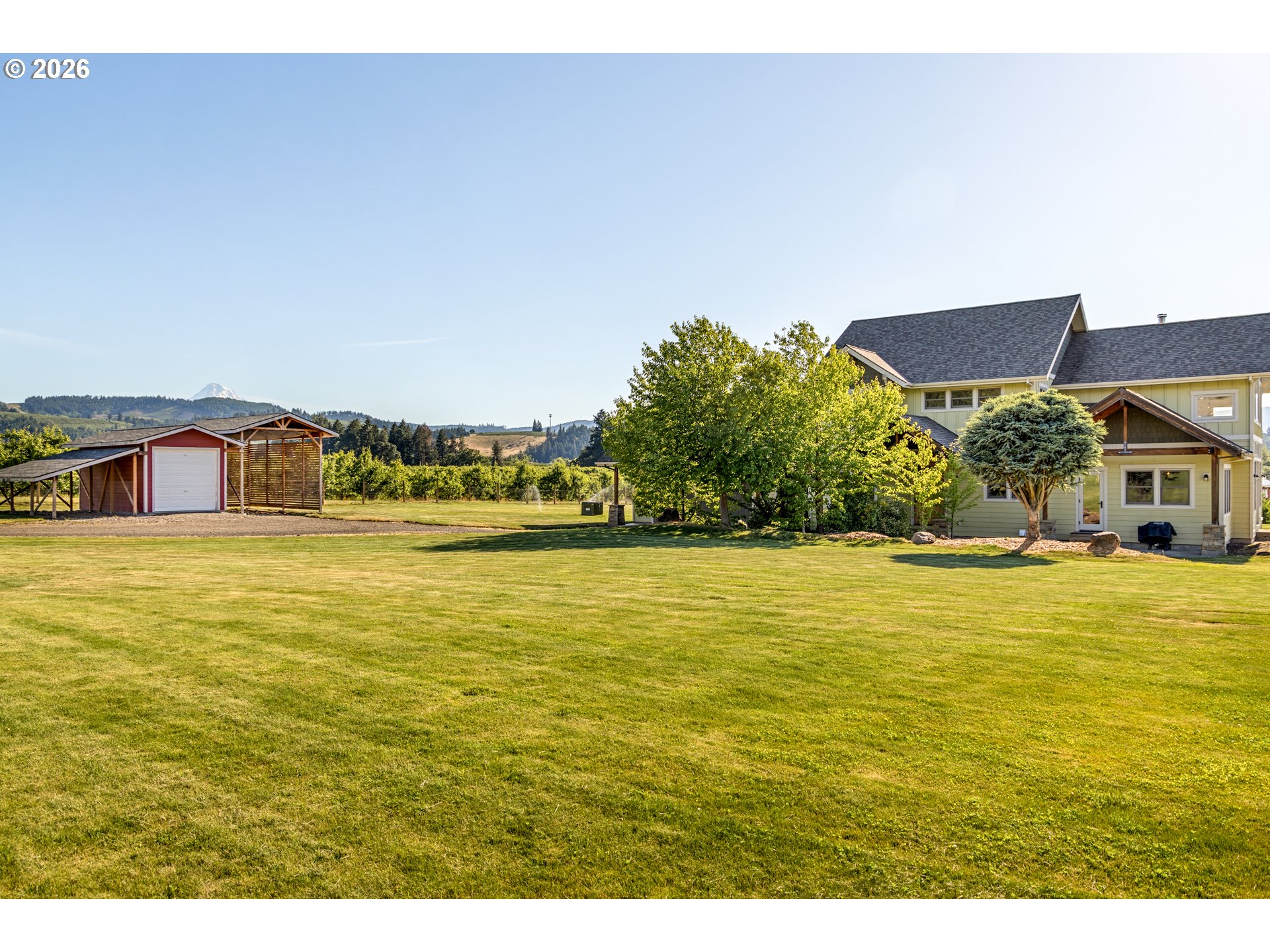 3066 Thomsen Road Hood River, OR 97031 - Photo 5 of 48