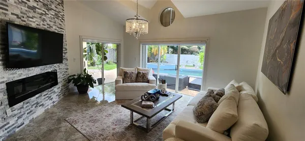 $755,000 | 19922 Northwest 88th Avenue, Hialeah, FL 33018