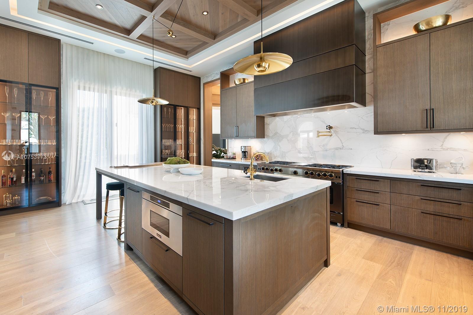 6650 Allison Road Miami Beach, FL 33141 - Photo 14 of 37
