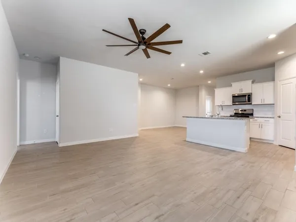 $2,600 | 9609 Alderleaf Trail, Fort Worth, TX 76036