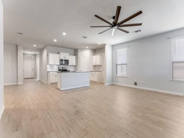 $2,600 | 9609 Alderleaf Trail, Fort Worth, TX 76036