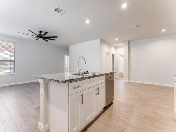 $2,600 | 9609 Alderleaf Trail, Fort Worth, TX 76036