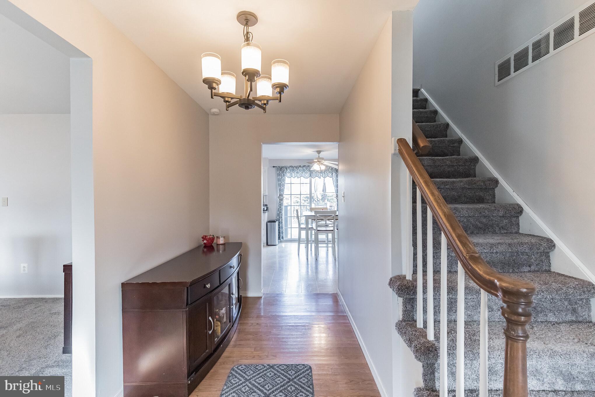 322 Tenby Chase Drive Delran, NJ 08075 - Photo 5 of 30