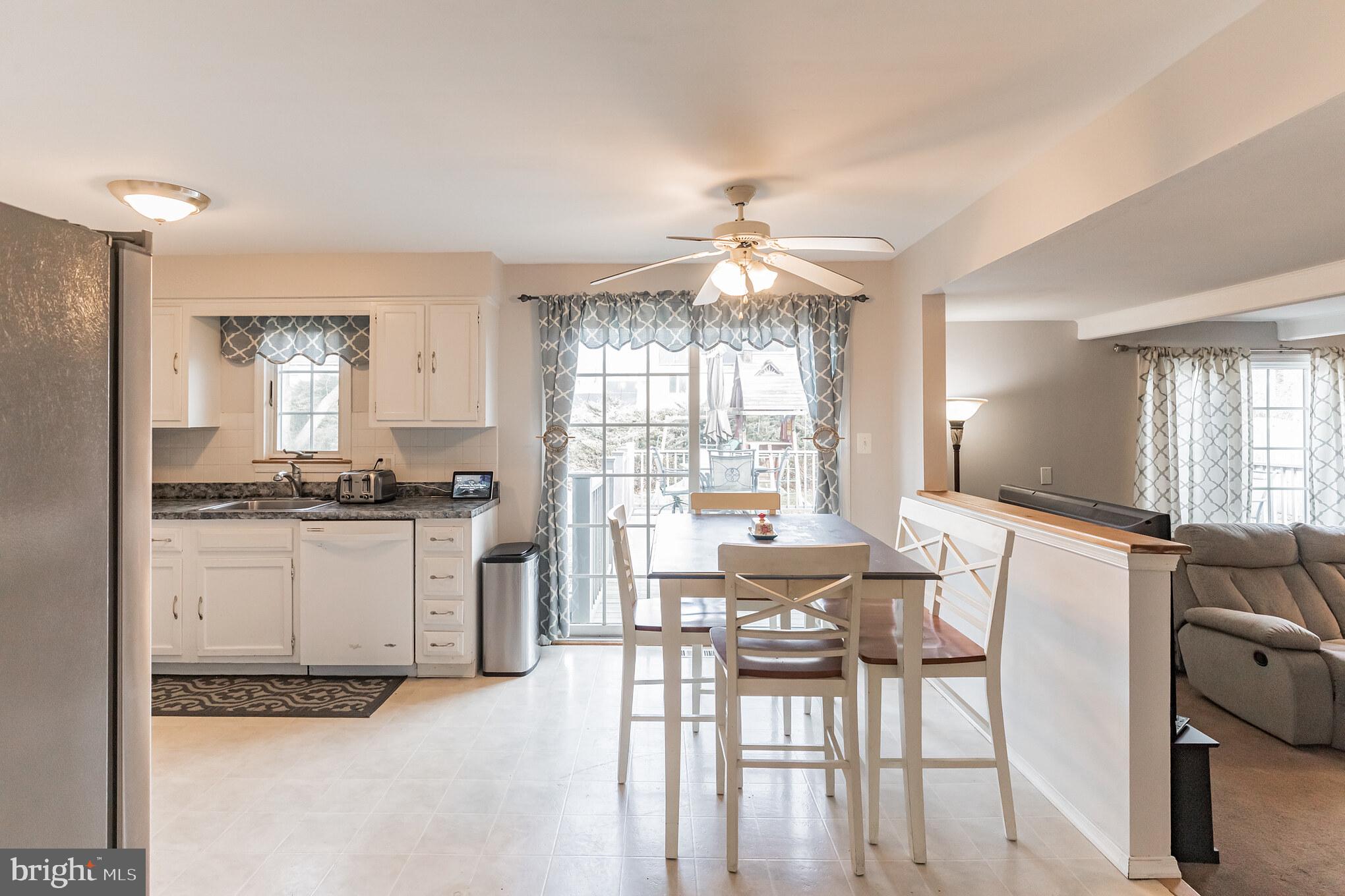 322 Tenby Chase Drive Delran, NJ 08075 - Photo 6 of 30