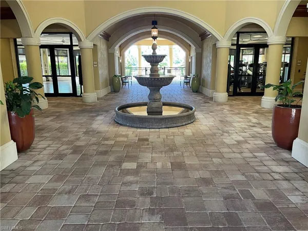 $7,800 | 9727 Acqua Court, Unit 421, Naples, FL 34113