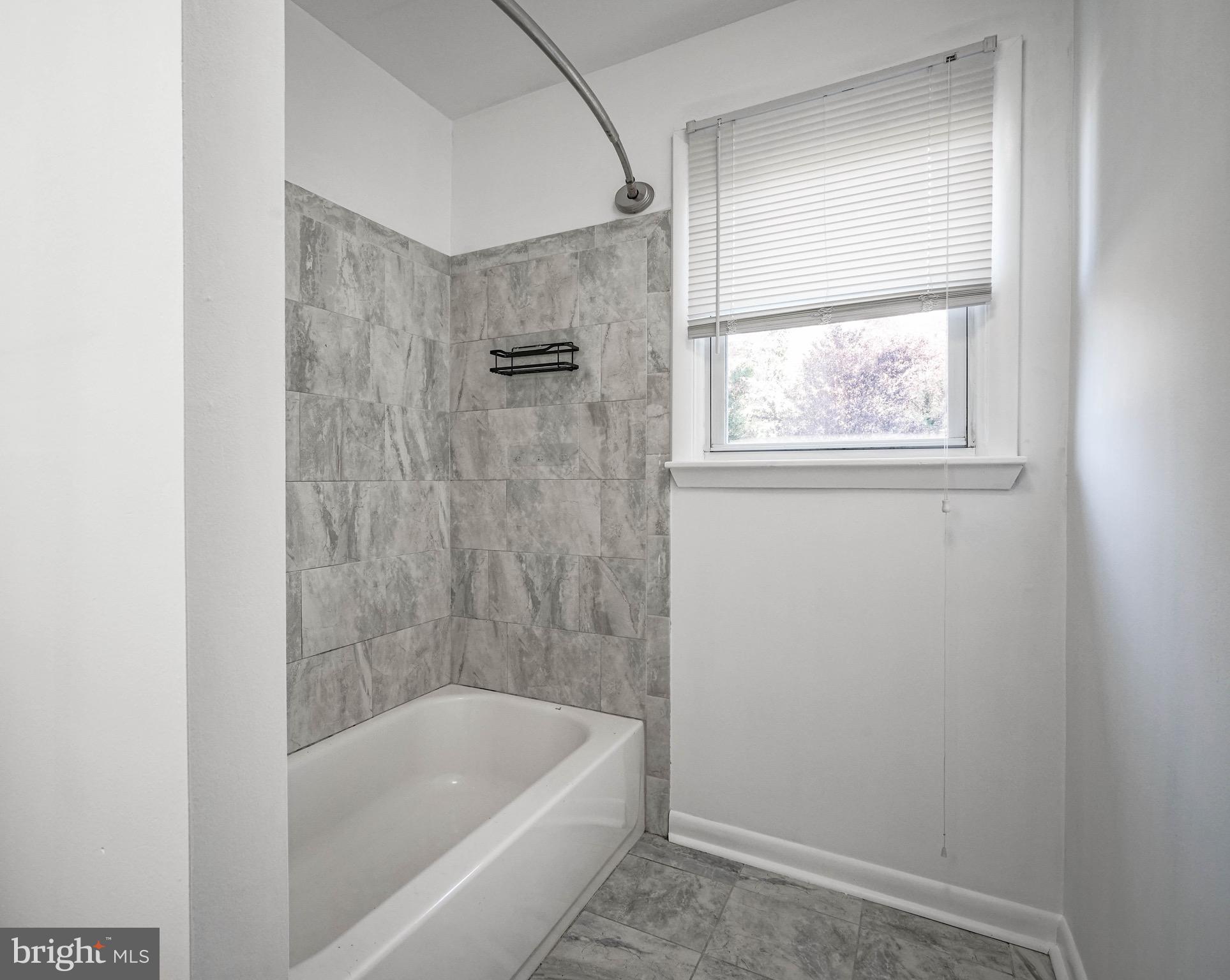 746 Raritan Avenue Atco, NJ 08004 - Photo 20 of 38 Gallery Image 20
