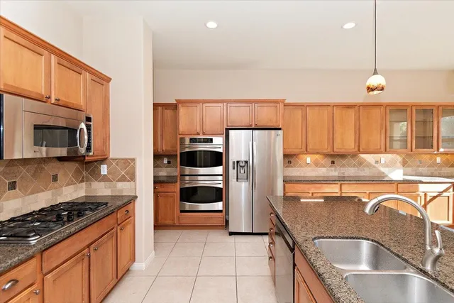 $3,900 | 80215 Queensboro Drive, Indio, CA 92201