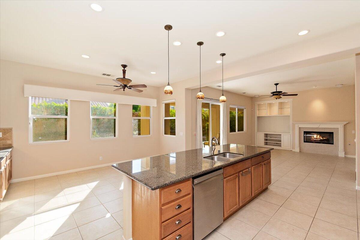 80215 Queensboro Drive Indio, CA 92201 - Photo 14 of 43 14