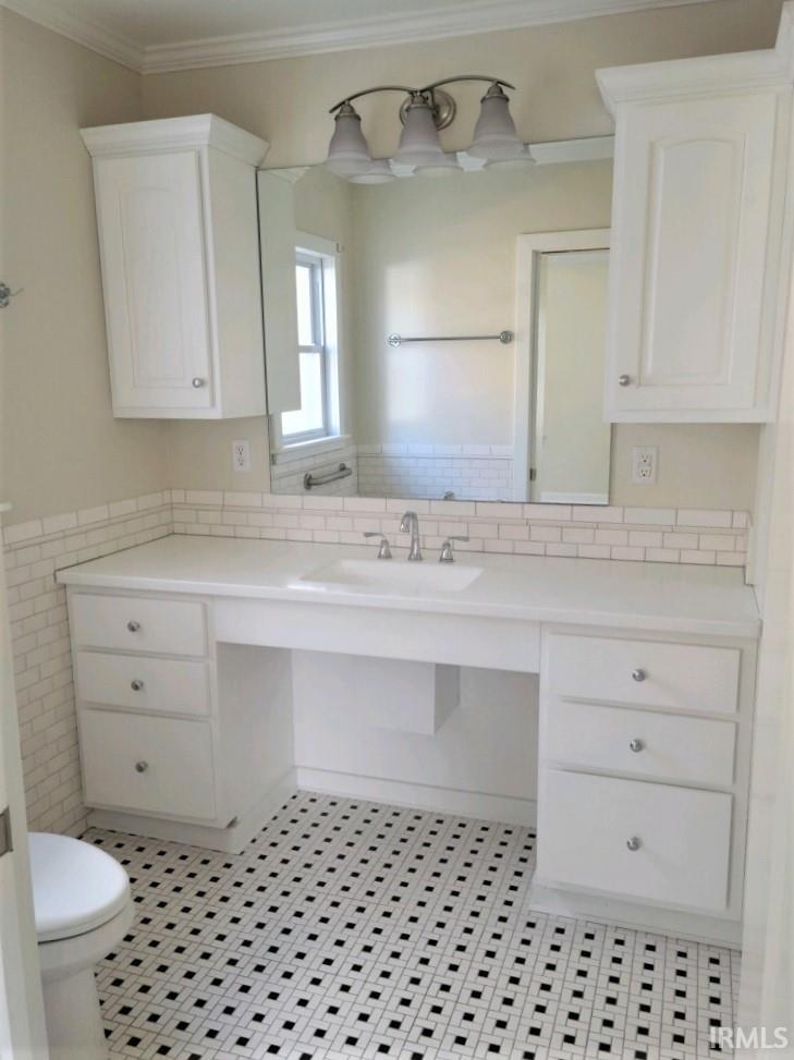 914 Brett Cabel Road Washington, IN 47501 - Photo 10 of 23 Gallery Image 10
