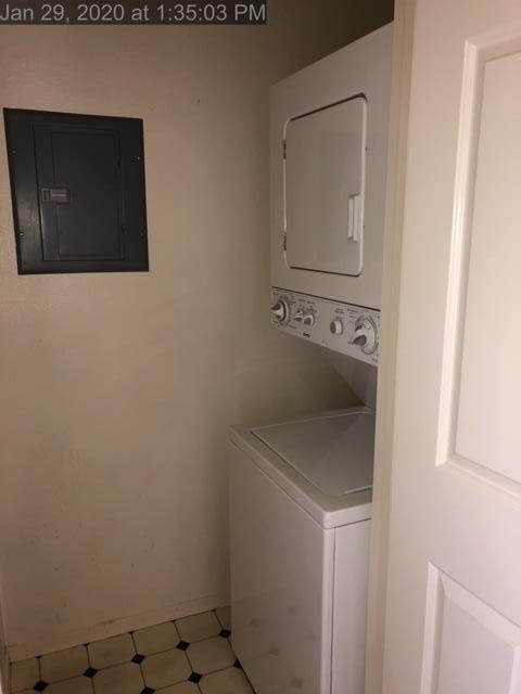 1055 Riker Street, Unit 2 Salinas, CA 93901 - Photo 7 of 16 Gallery Image 7