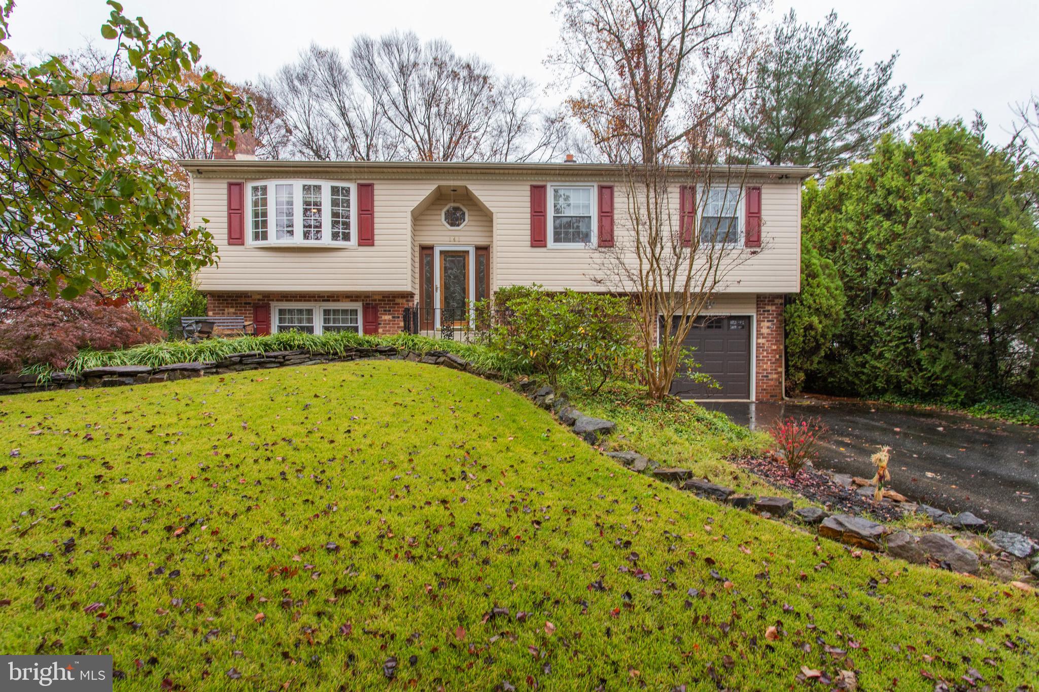141 Woodstream Road Marcus Hook, PA 19061 - Photo 1 of 47 Gallery Image 1