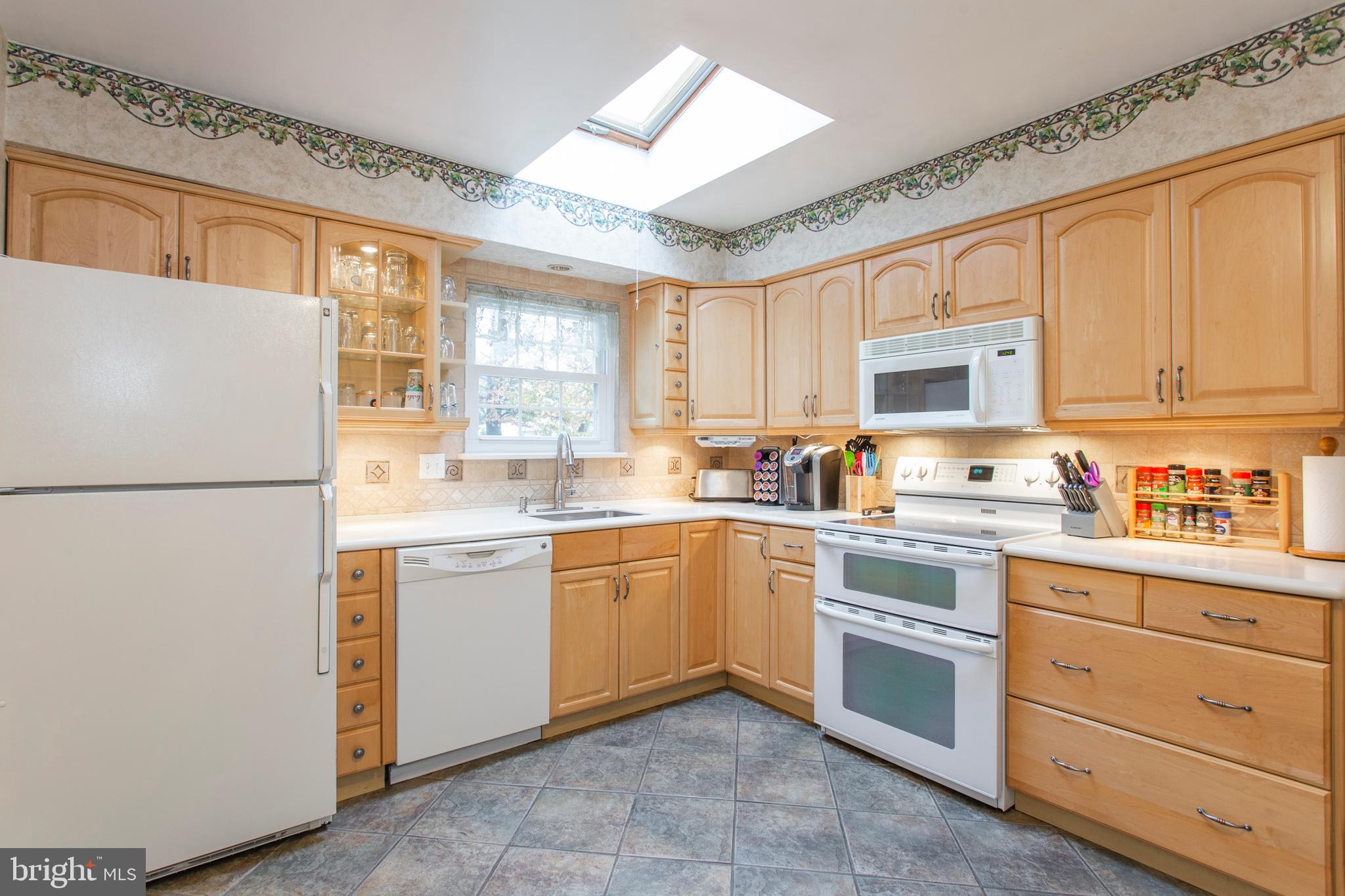141 Woodstream Road Marcus Hook, PA 19061 - Photo 12 of 47 Gallery Image 12