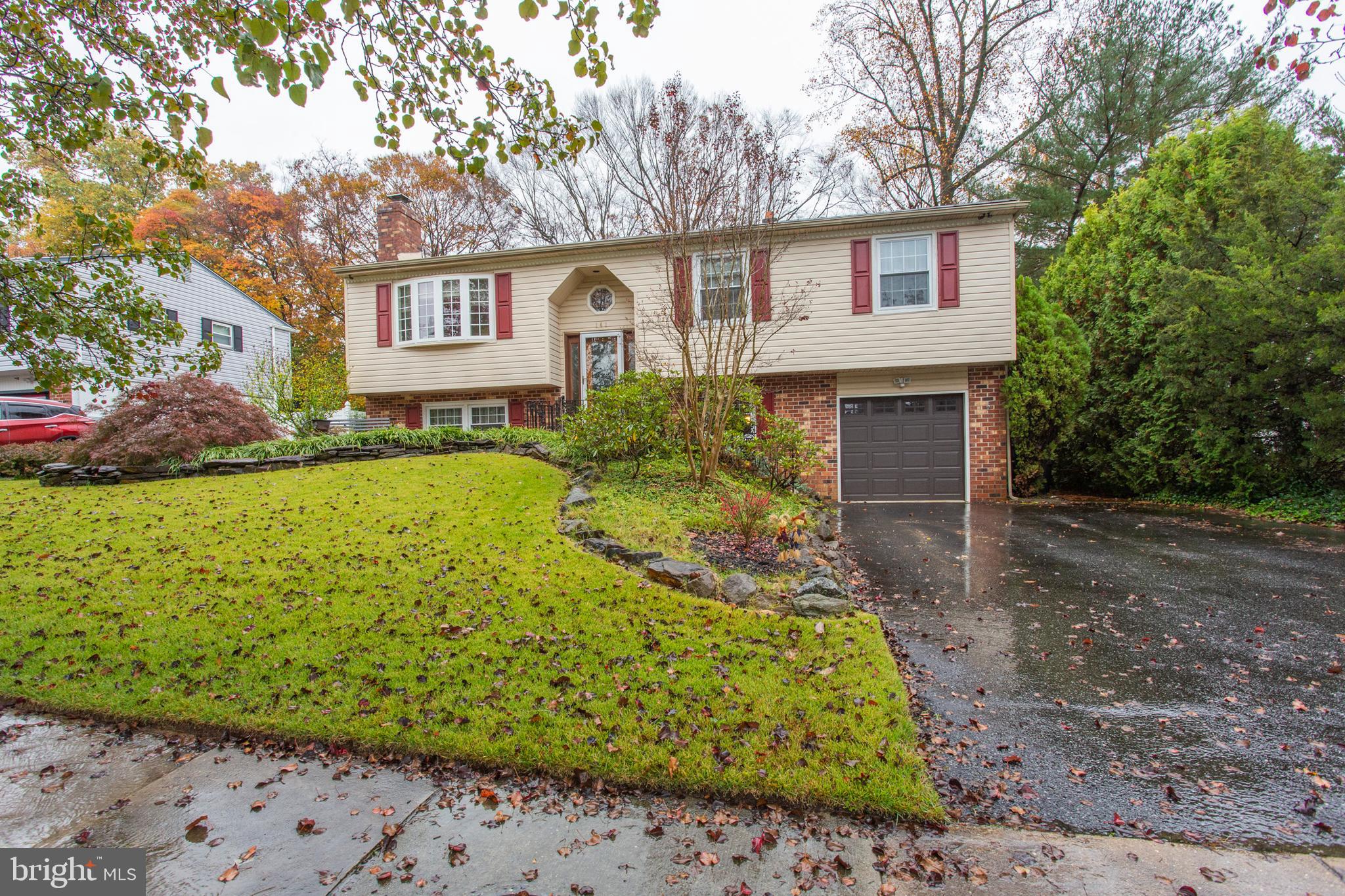 141 Woodstream Road Marcus Hook, PA 19061 - Photo 3 of 47 Gallery Image 3