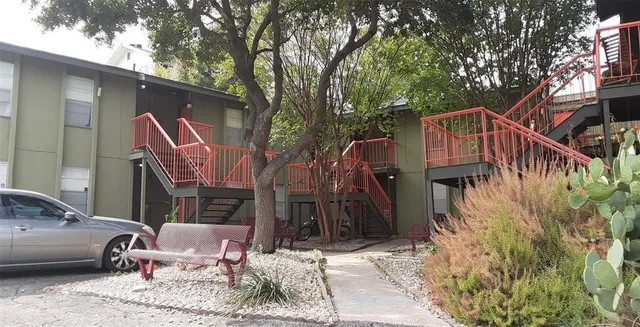 $1,250 | 808 Winflo Drive, Unit 105, Austin, TX 78703