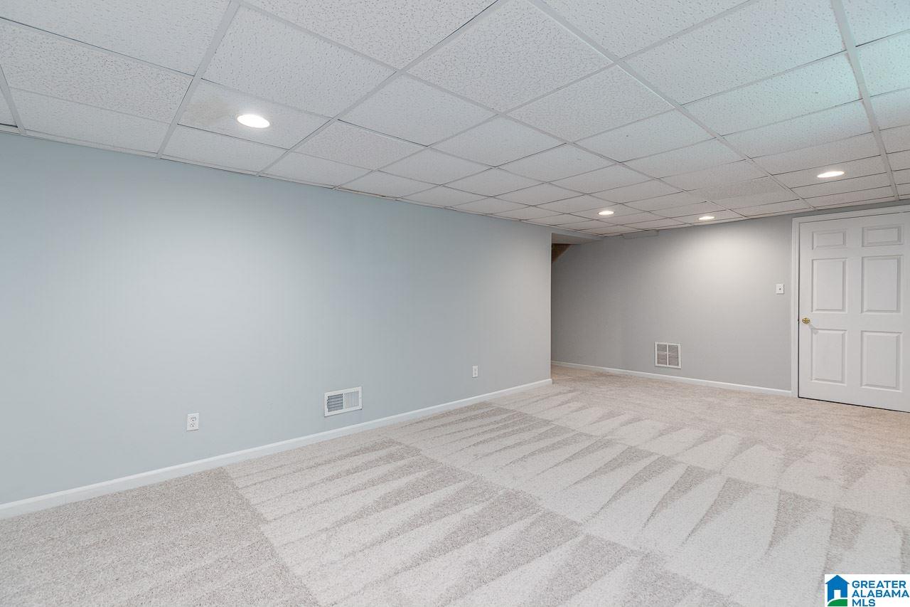1045 Blue Ridge Boulevard Birmingham, AL 35226 - Photo 24 of 36
