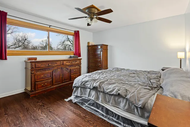 $300,000 | 1N742 Forest Avenue, Glendale Heights, IL 60139