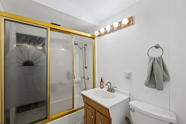 $300,000 | 1N742 Forest Avenue, Glendale Heights, IL 60139