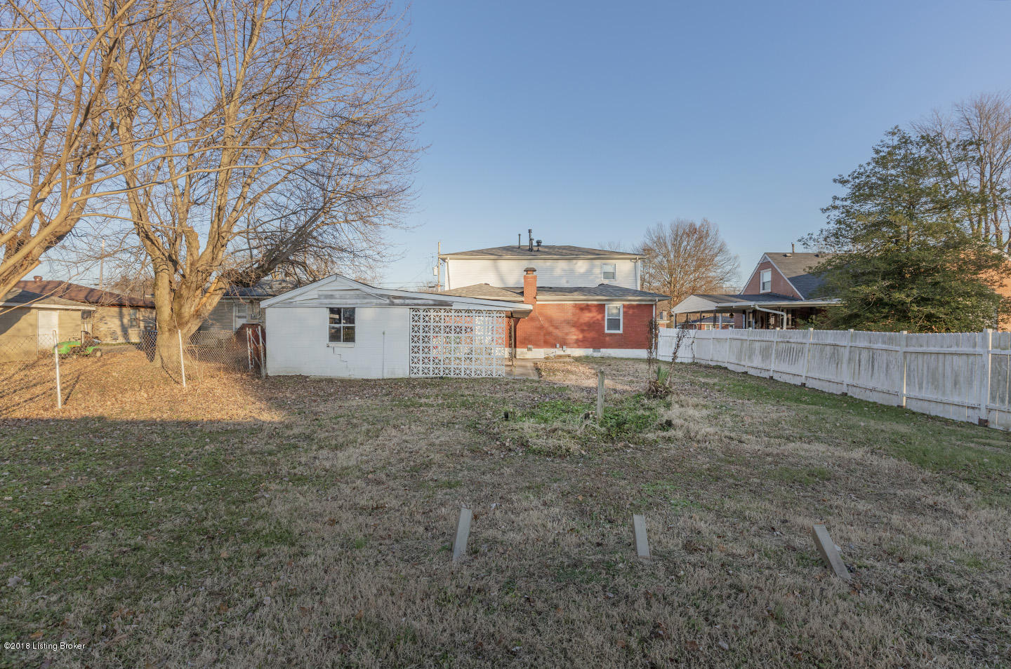 8518 Chase Road Louisville, KY 40258 - Photo 45 of 48 Garage & Covered Carport/Patio
