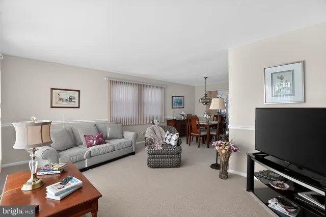 $500,000 | 305 North Lake Drive, Downingtown, PA 19335