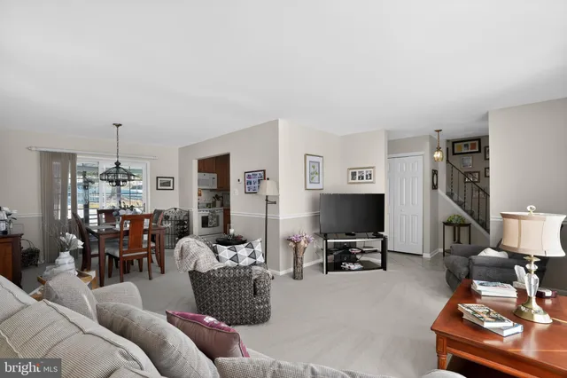 $500,000 | 305 North Lake Drive, Downingtown, PA 19335