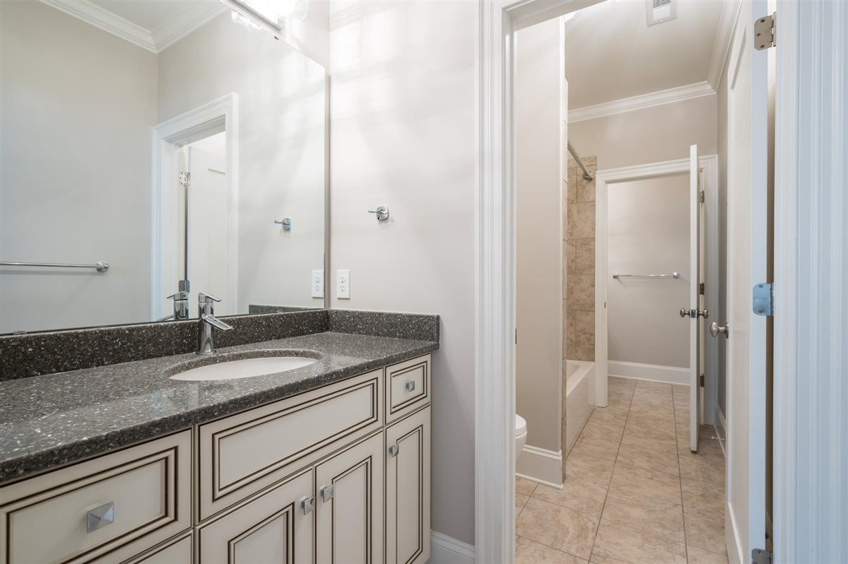 12904 Grovehurst Drive Raleigh, NC 27613 - Photo 23 of 30 Guest Bath