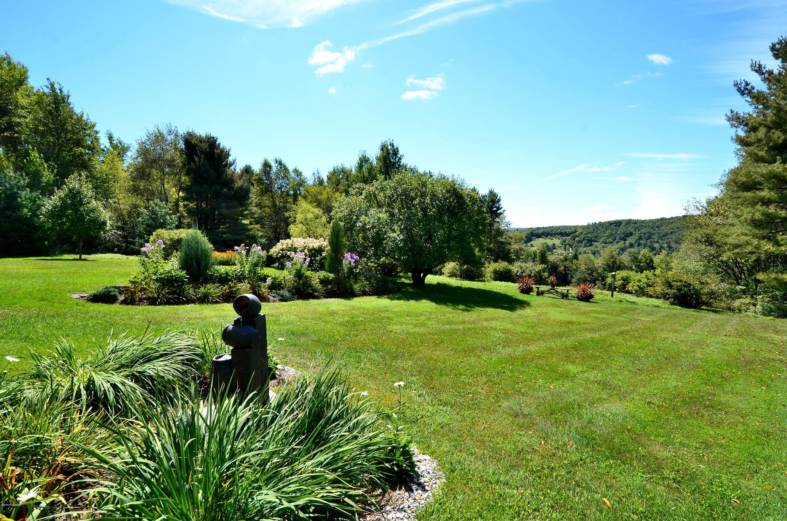 286 Johnson Hill Road Washington, MA 01223 - Photo 11 of 30 a view of an ocean view