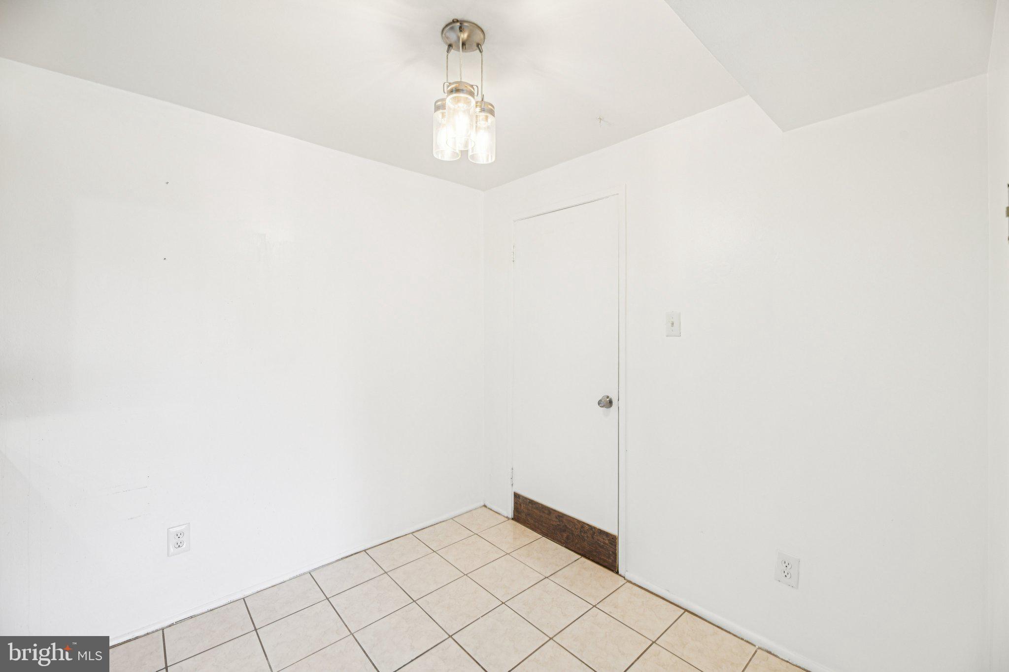 10216 Prince Place, Unit 9202 Upper Marlboro, MD 20774 - Photo 29 of 32 a view of a small space