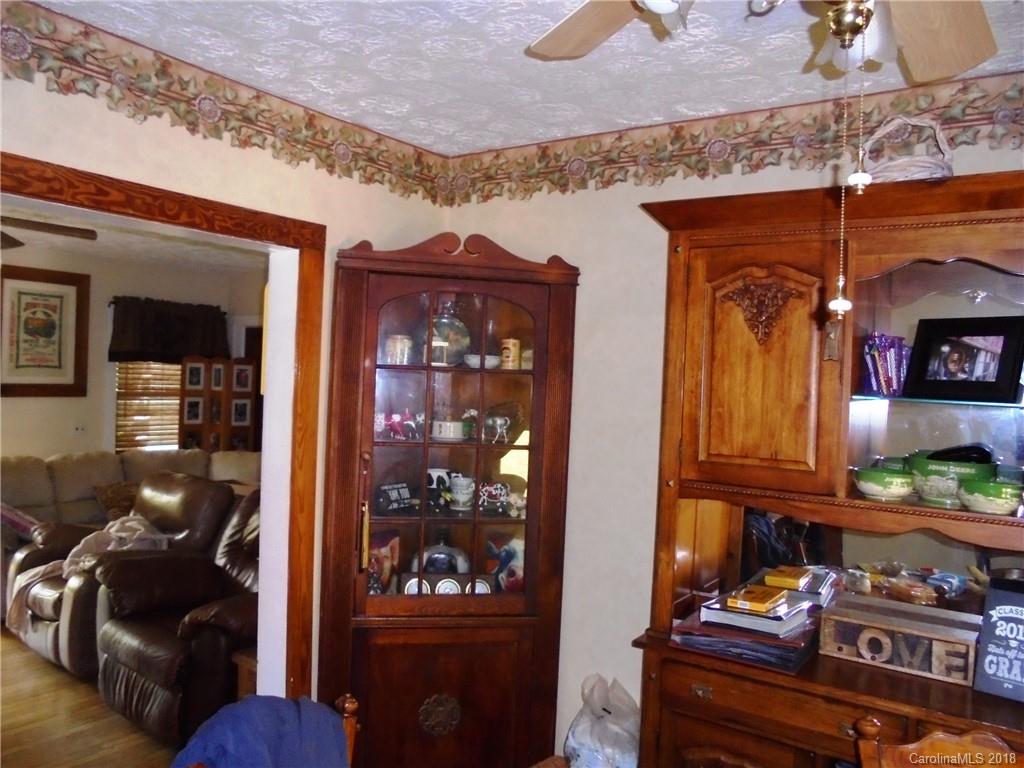 108 Howell Road Marshall, NC 28753 - Photo 25 of 26 a living room with furniture
