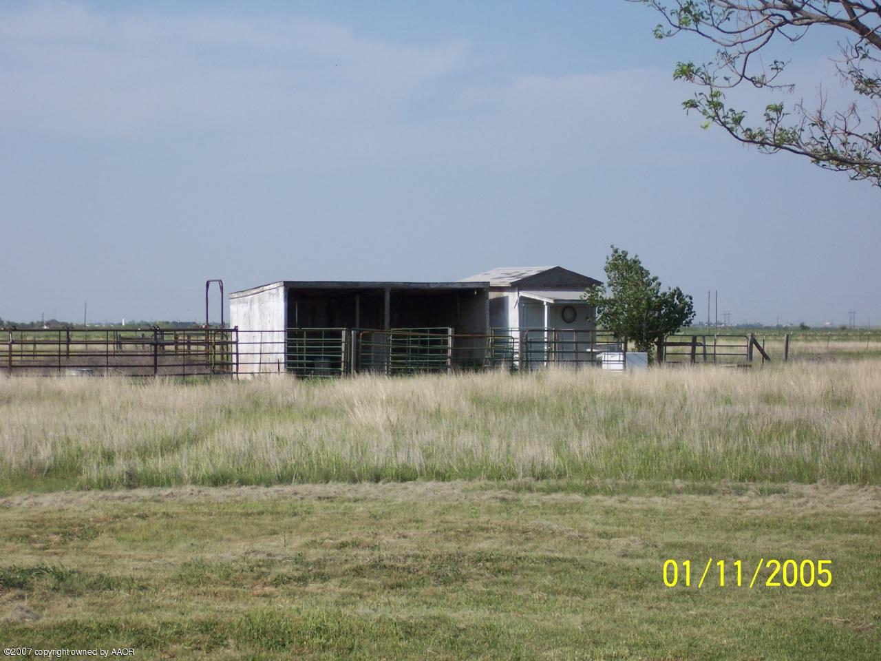 901 South Mesa Road Canyon, TX 79015 - Photo 4 of 16 Two Stall Barn & Tack Room