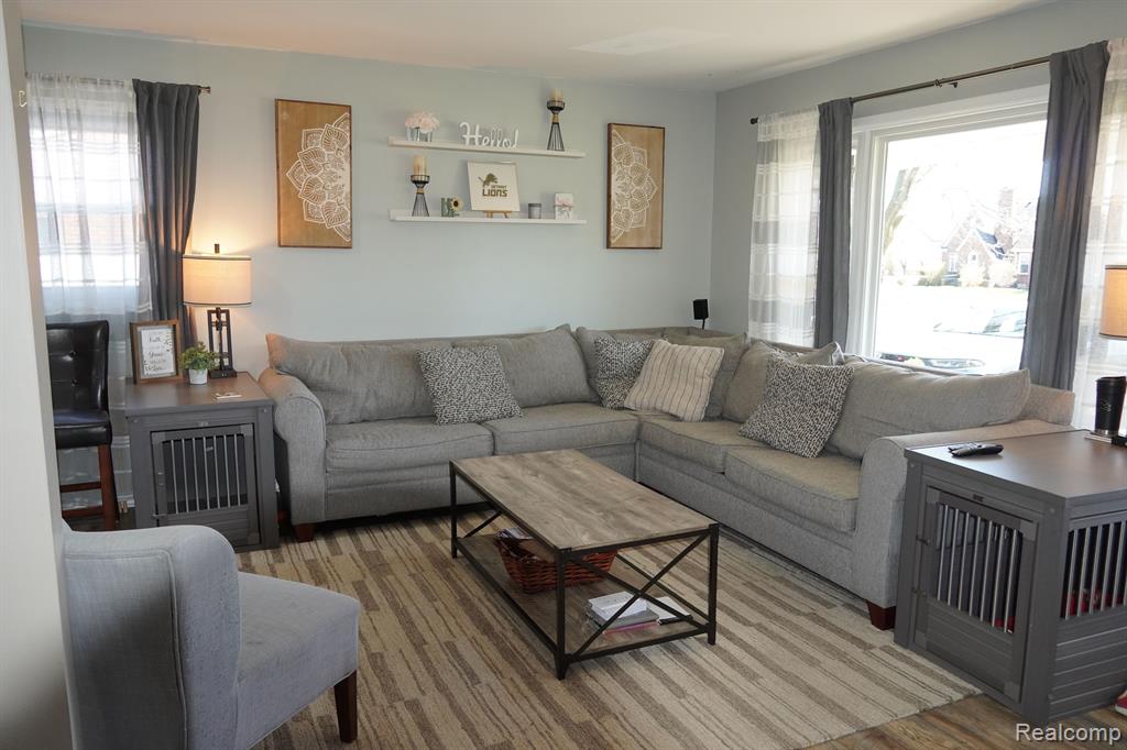 4625 Auburn Road Utica, MI 48317 - Photo 4 of 23 Gallery Image 4