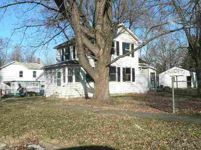 413 8th Street Lacon, IL 61540 - Photo 3 of 7 Gallery Image 3