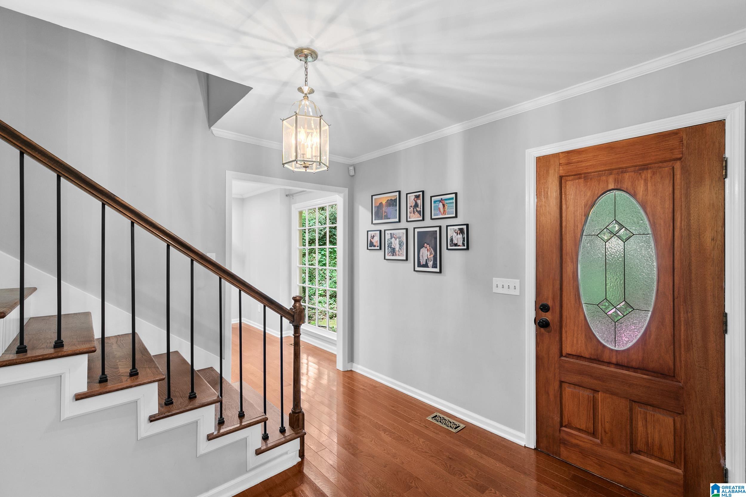 2013 Crossvine Road Birmingham, AL 35244 - Photo 4 of 41