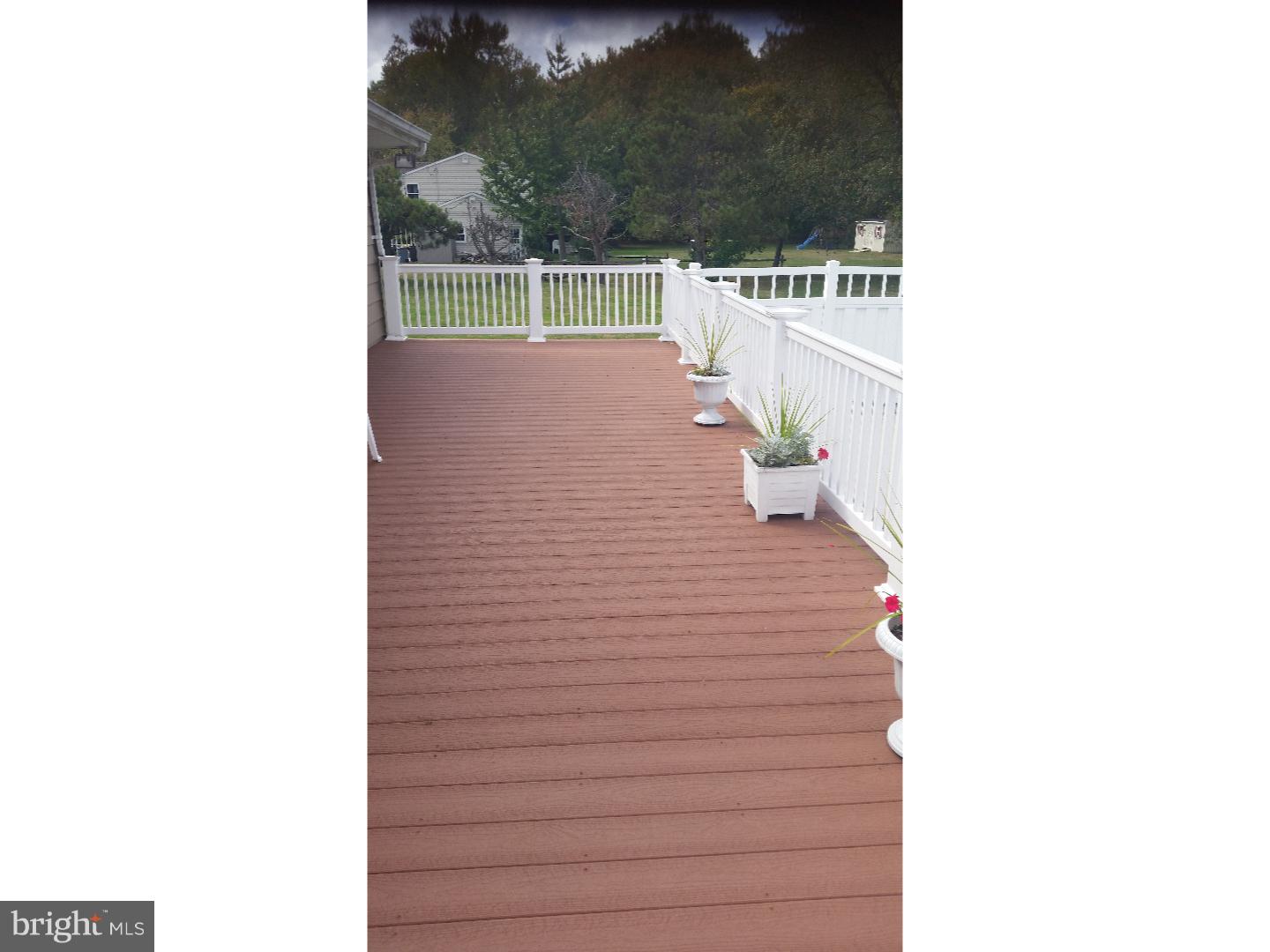 77 Tindall Road Robbinsville, NJ 08691 - Photo 15 of 23 Deck