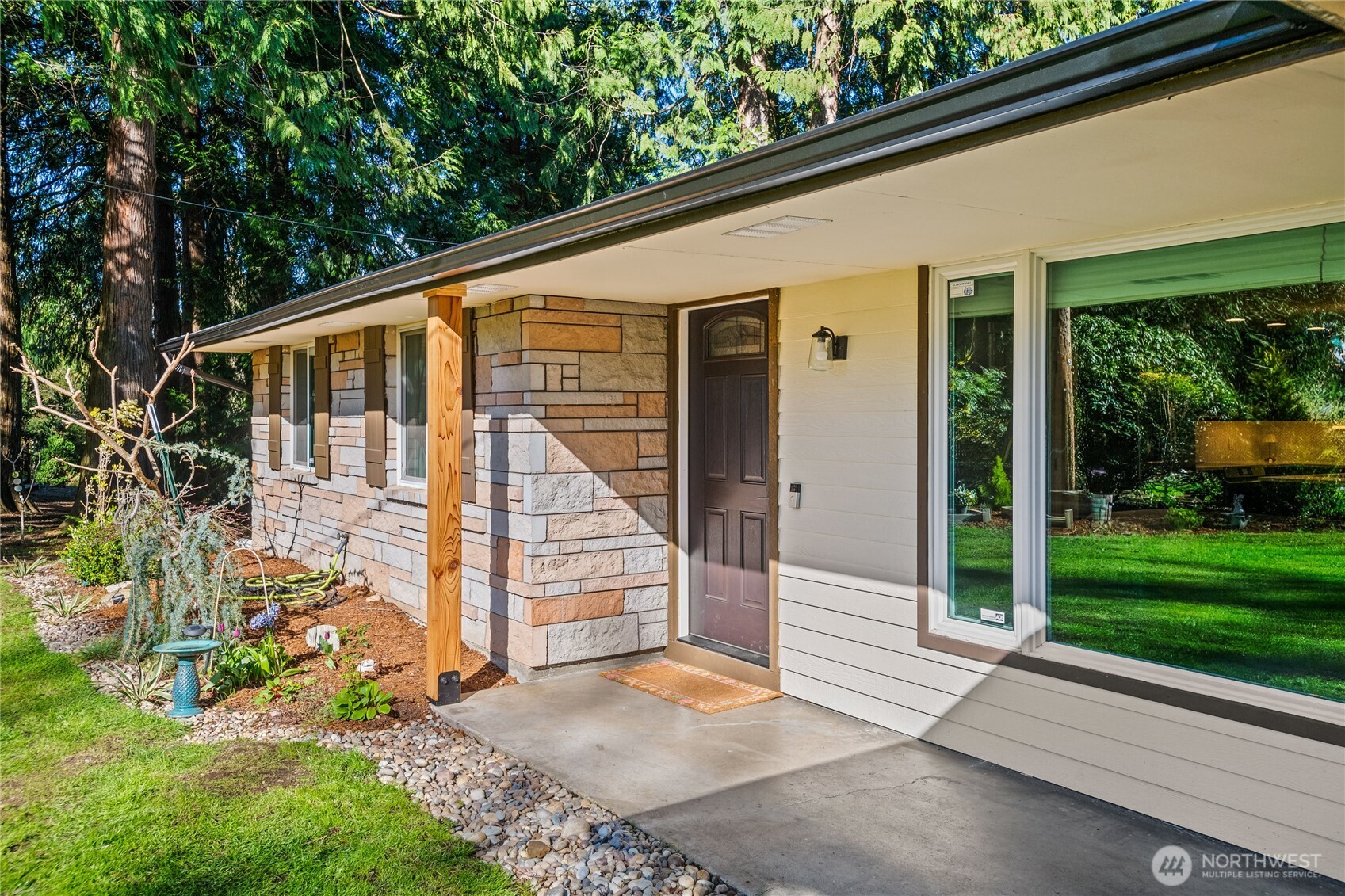 1910 Forest Ridge Place Mount Vernon, WA 98273 - Photo 3 of 38 Gallery Image 3