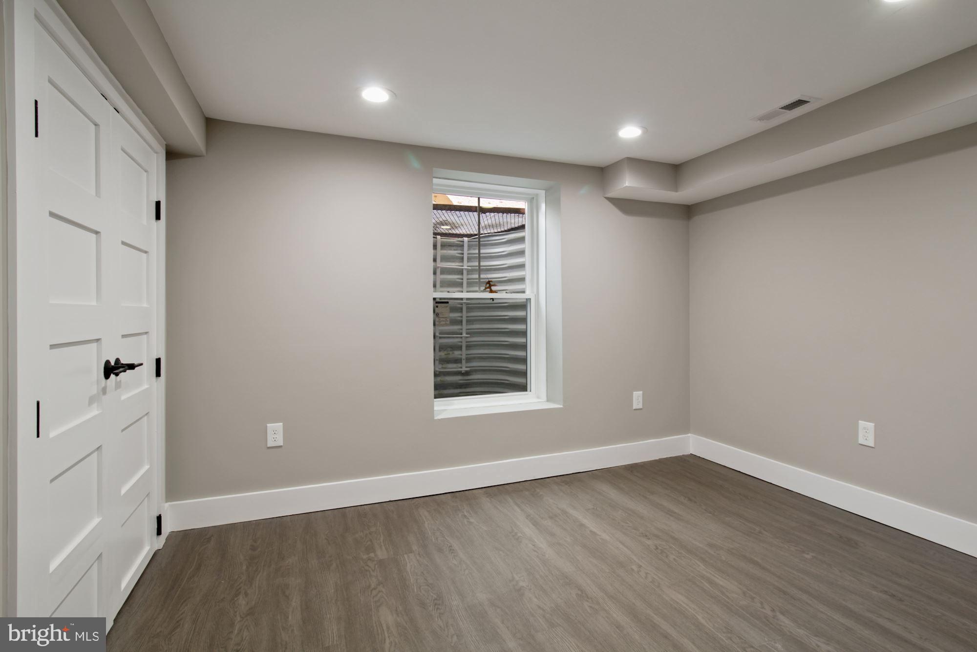 11605 Mapleview Drive Silver Spring, MD 20902 - Photo 34 of 39 Gallery Image 34