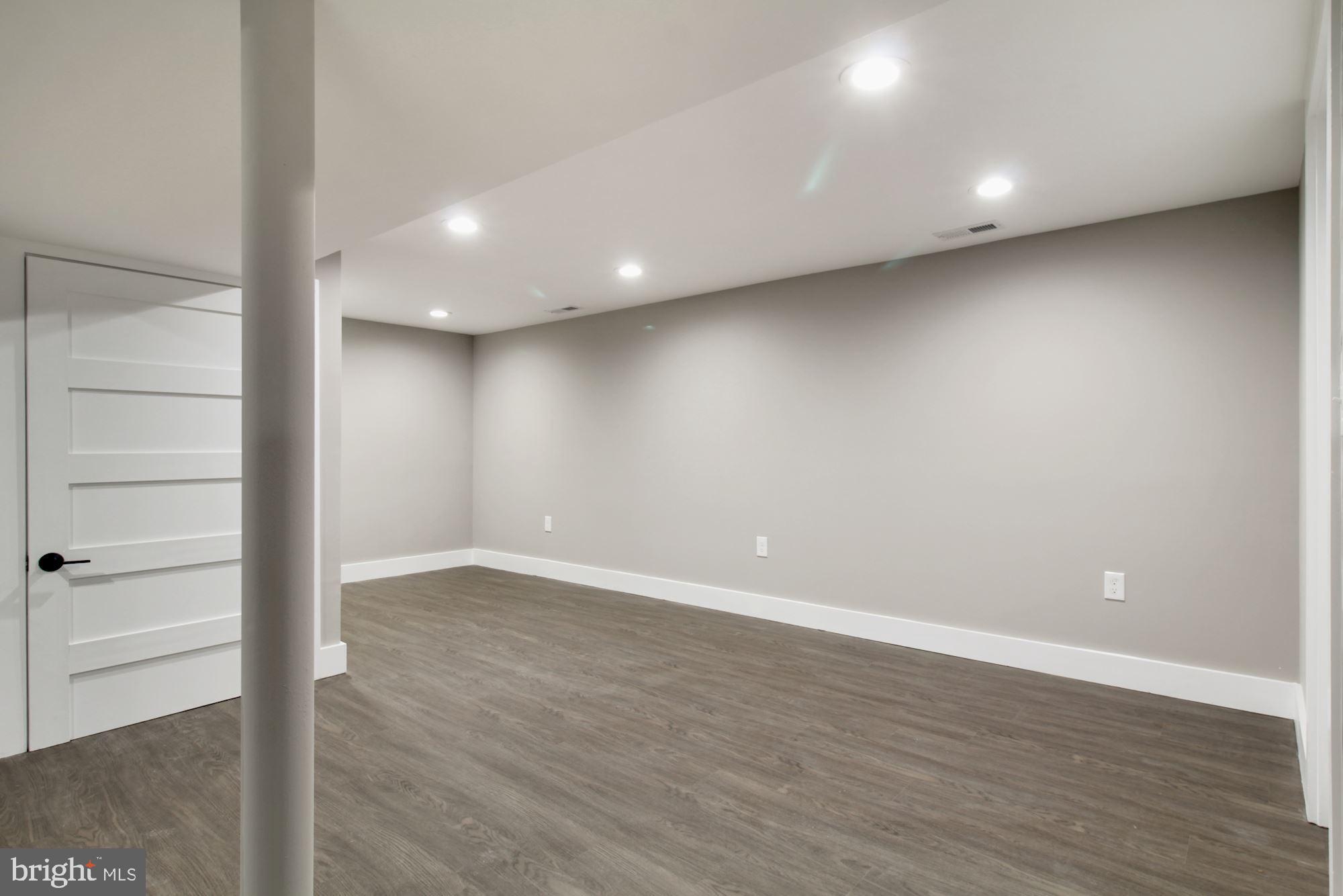 11605 Mapleview Drive Silver Spring, MD 20902 - Photo 35 of 39 Gallery Image 35