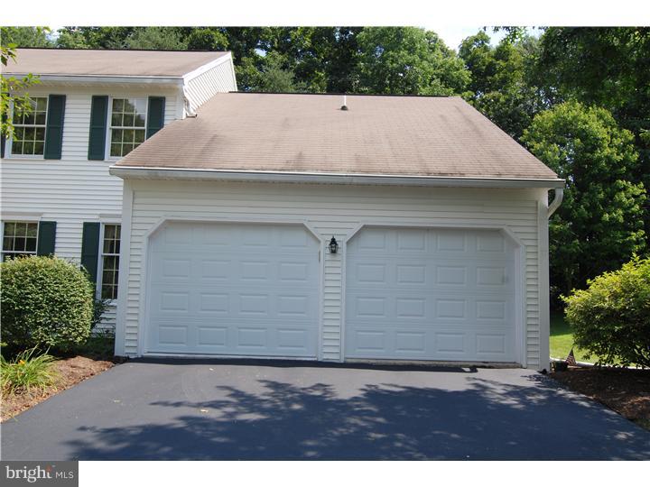 22 Valley Drive Birdsboro, PA 19508 - Photo 18 of 25 Garage