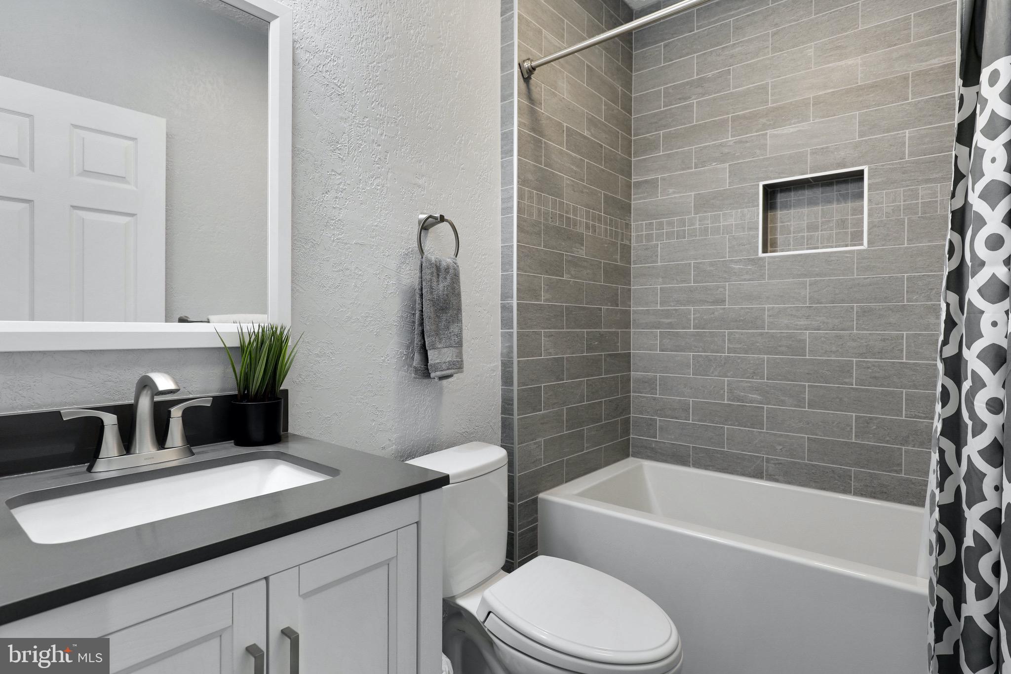 7699 Paradise Beach Road Pasadena, MD 21122 - Photo 28 of 53 3rd full bathroom