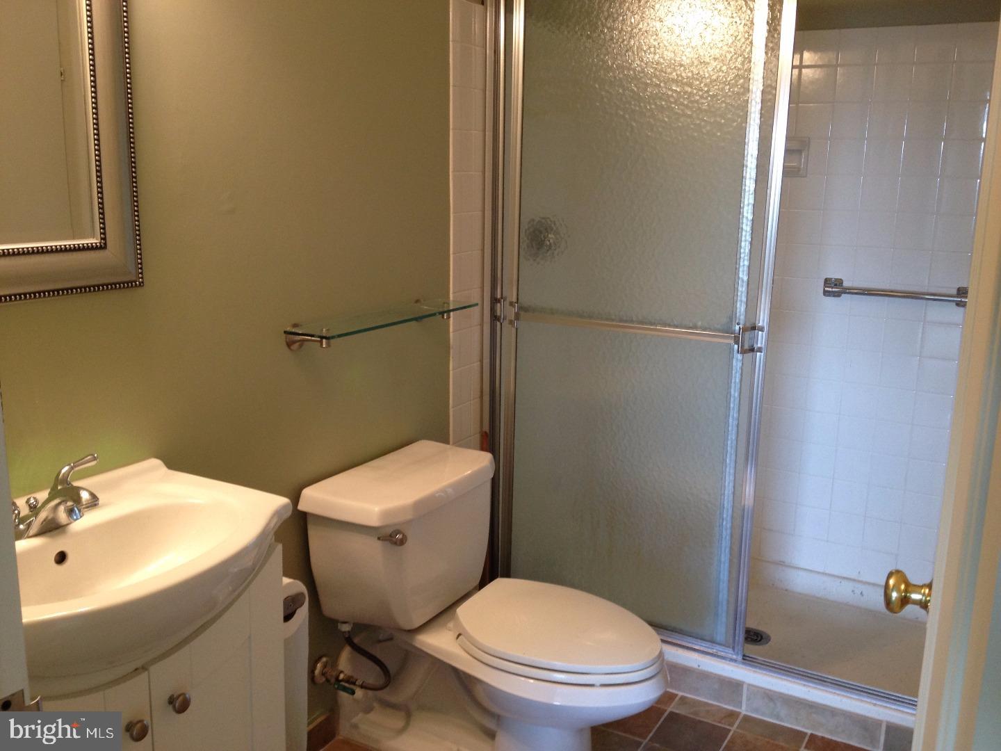 860 Lower Ferry Road, Unit 6N Ewing, NJ 08628 - Photo 13 of 21 Master Bathroom