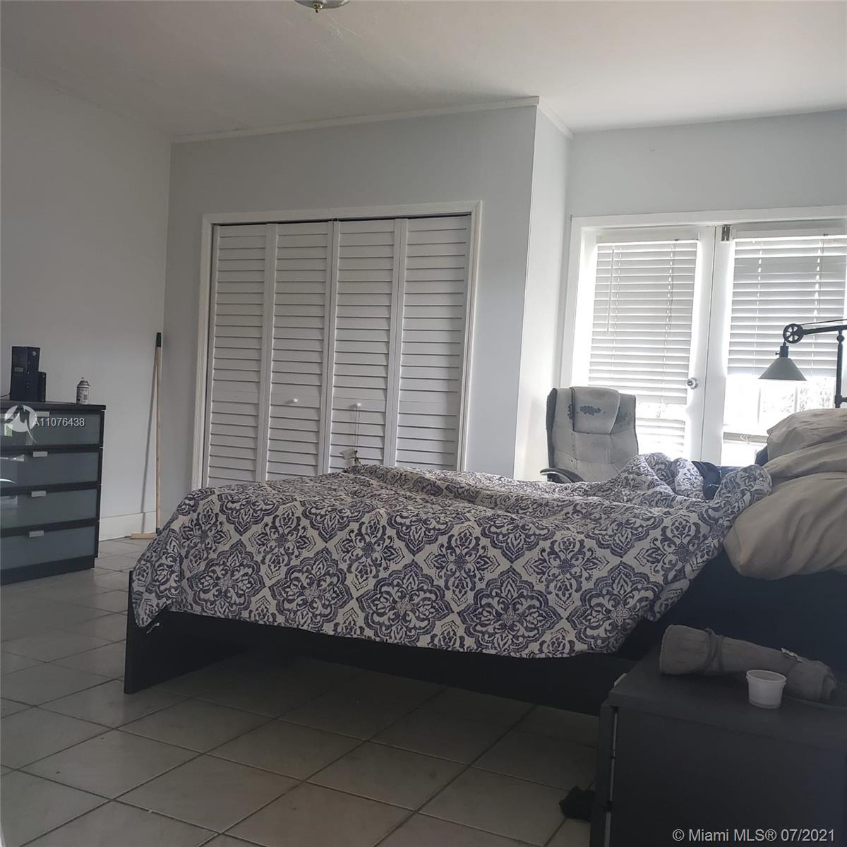 8918 Harding Avenue Surfside, FL 33154 - Photo 6 of 13 Gallery Image 6