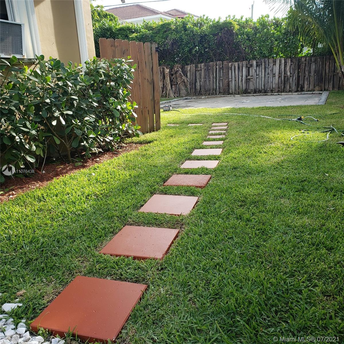 8918 Harding Avenue Surfside, FL 33154 - Photo 8 of 13 Gallery Image 8