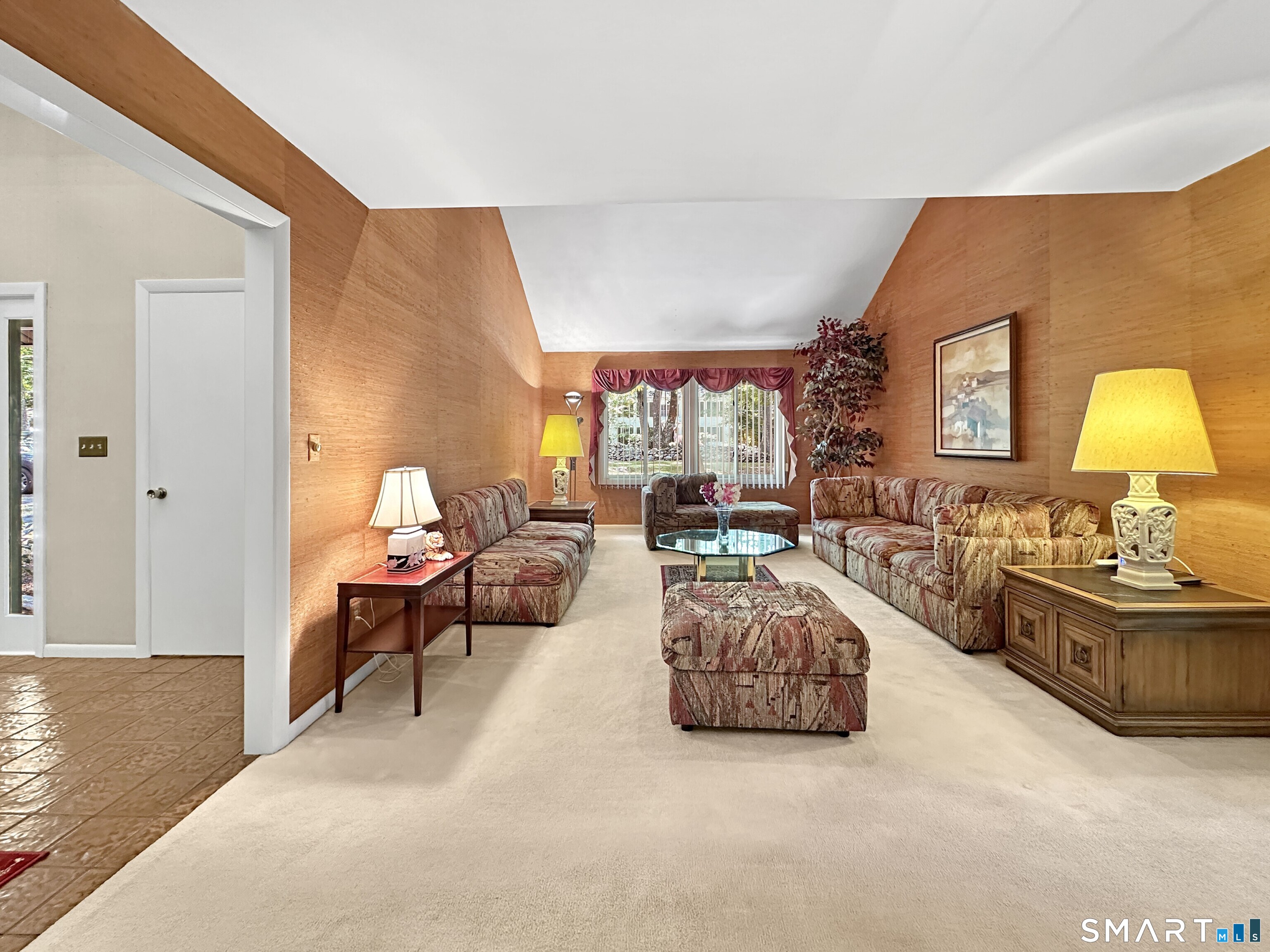 320 Summer Hill Road Madison, CT 06443 - Photo 10 of 40