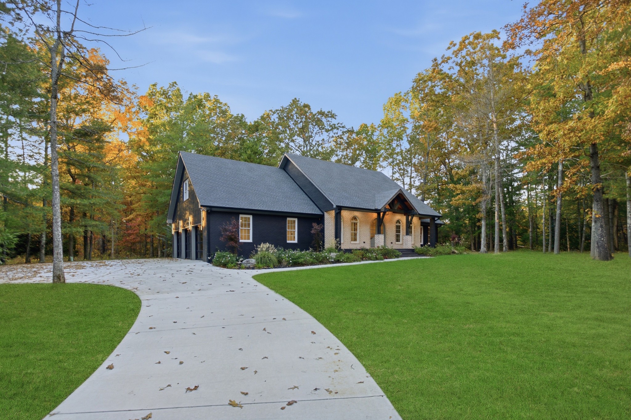 438 Deer Run Road Wartrace, TN 37183 - Photo 3 of 93