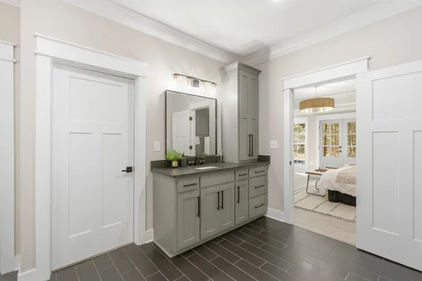 $1,300,000 | 438 Deer Run Road, Wartrace, TN 37183