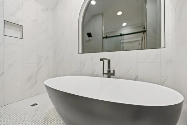 $1,300,000 | 438 Deer Run Road, Wartrace, TN 37183