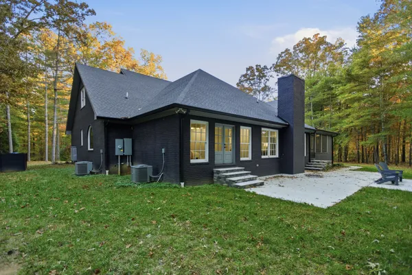 $1,300,000 | 438 Deer Run Road, Wartrace, TN 37183